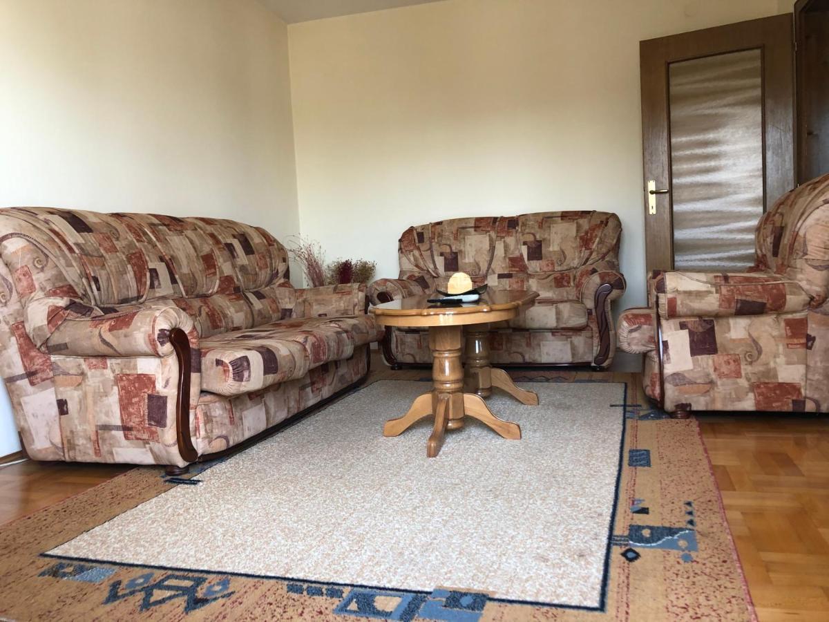 Apartman Djina Vrnjačka Banja Buitenkant foto